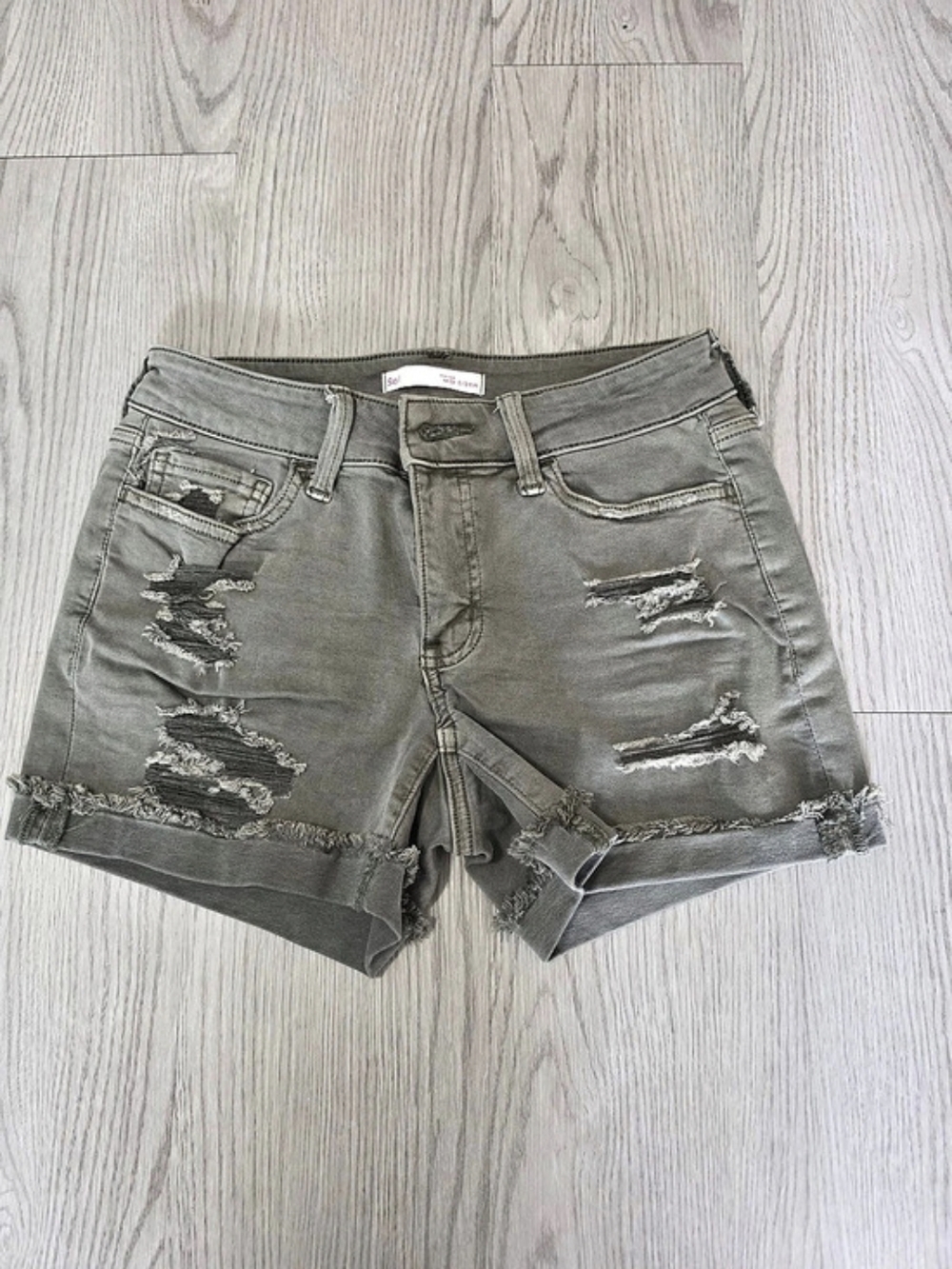 SO Distressed Jean Shorts in Green Size Small